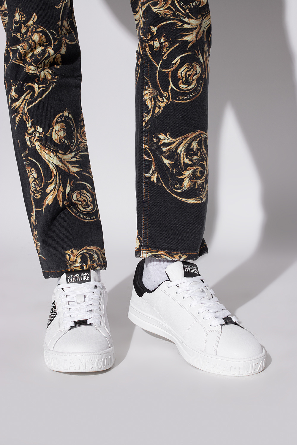 Converse discount x versace